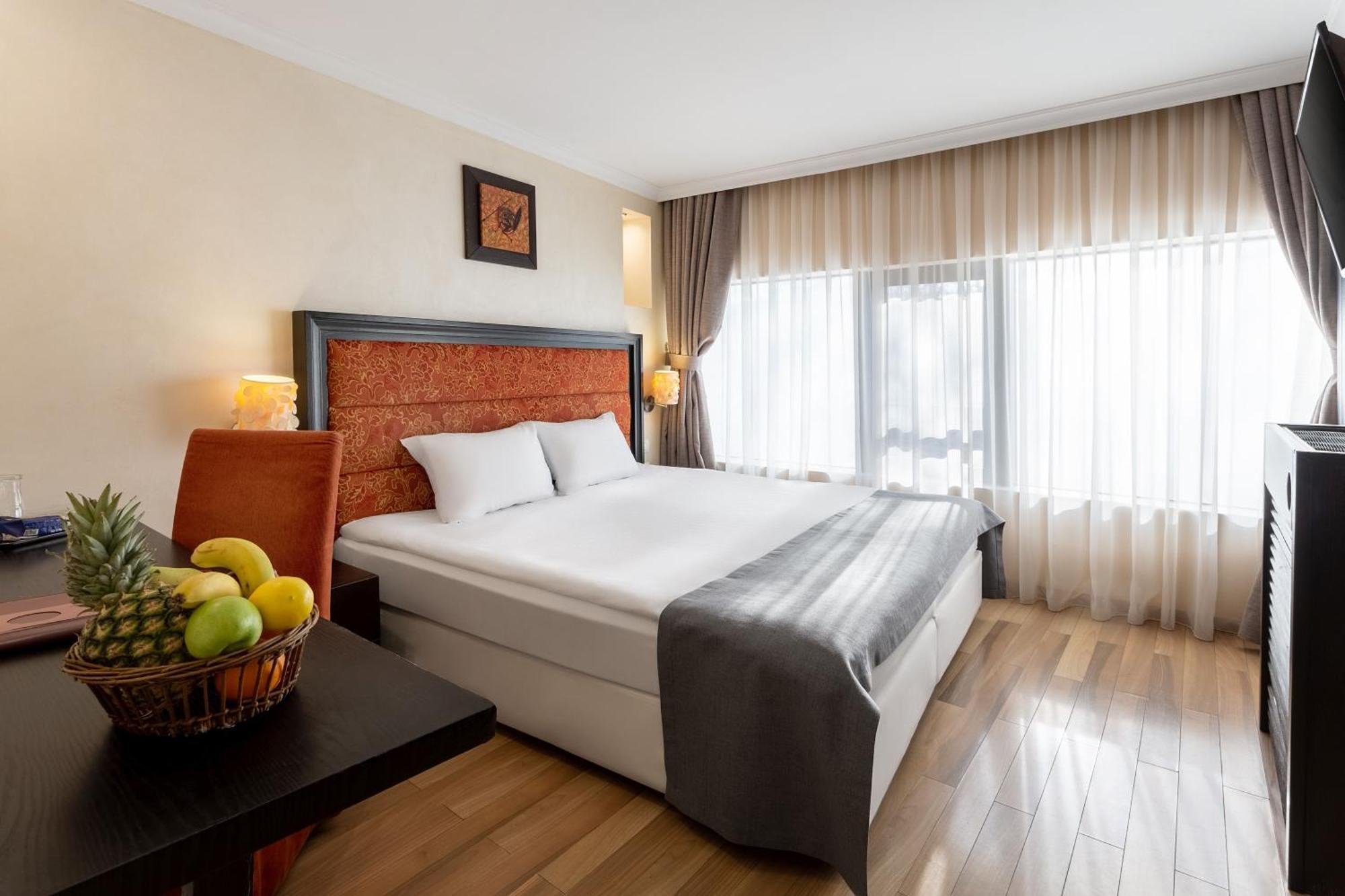 Moxa Bucharest Boutique Hotel Exteriör bild